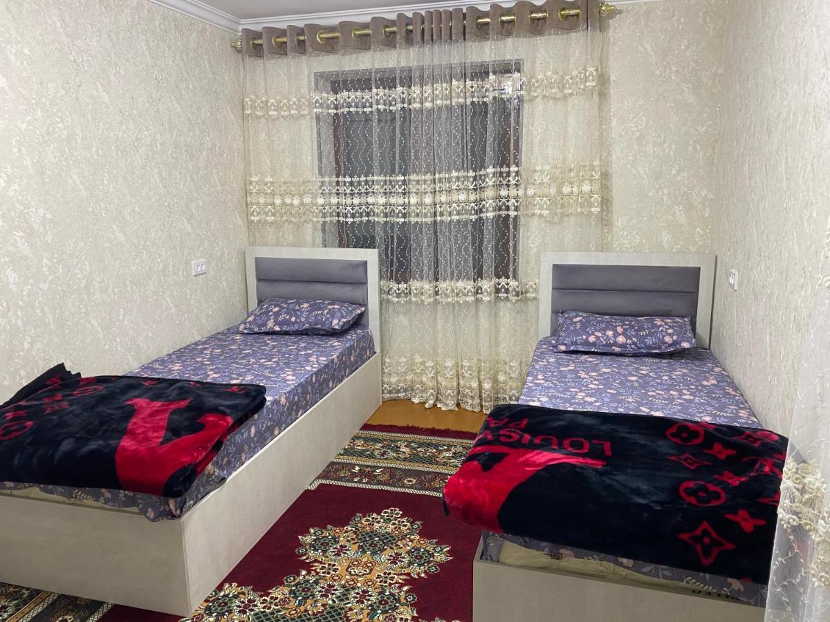 Mehmonservis1 Appartement Samarkand Buitenkant foto
